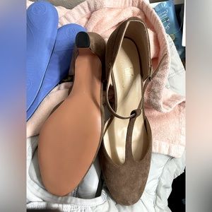 MOOMMO Women Elegant Kitten Heel Mary Jane Pumps